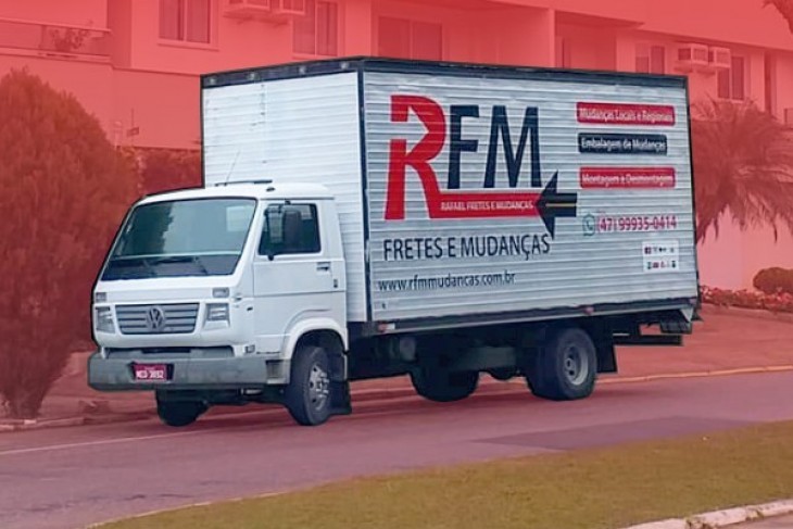 Fretes e mudan\u00e7as - RFM em Blumenau